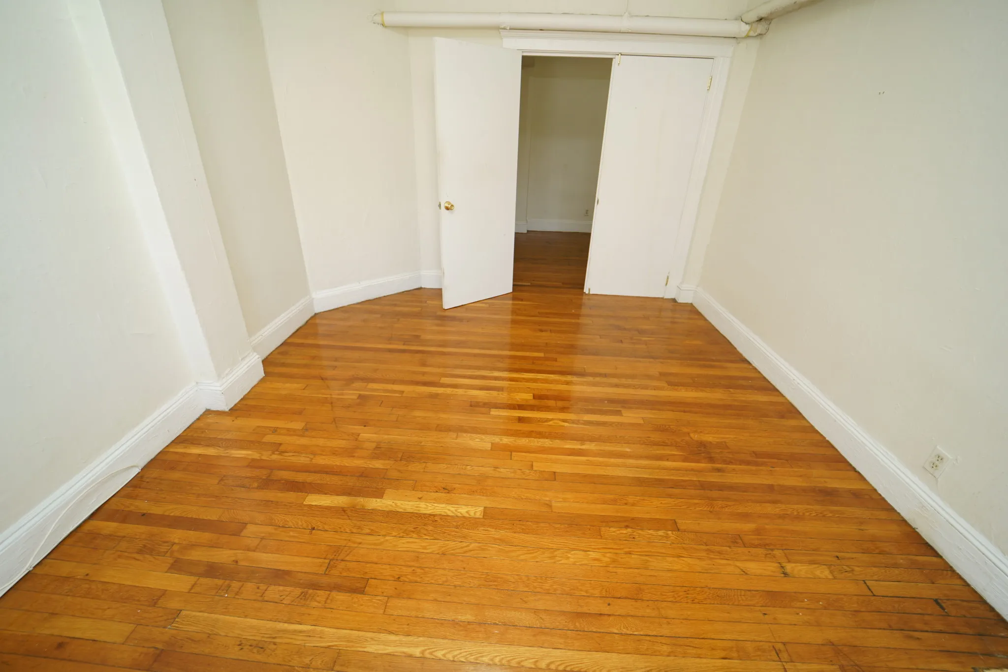 1 bed, 1 bath apartment for rent at 116 Washington St Unit 2, Brighton — photo 5 of 23