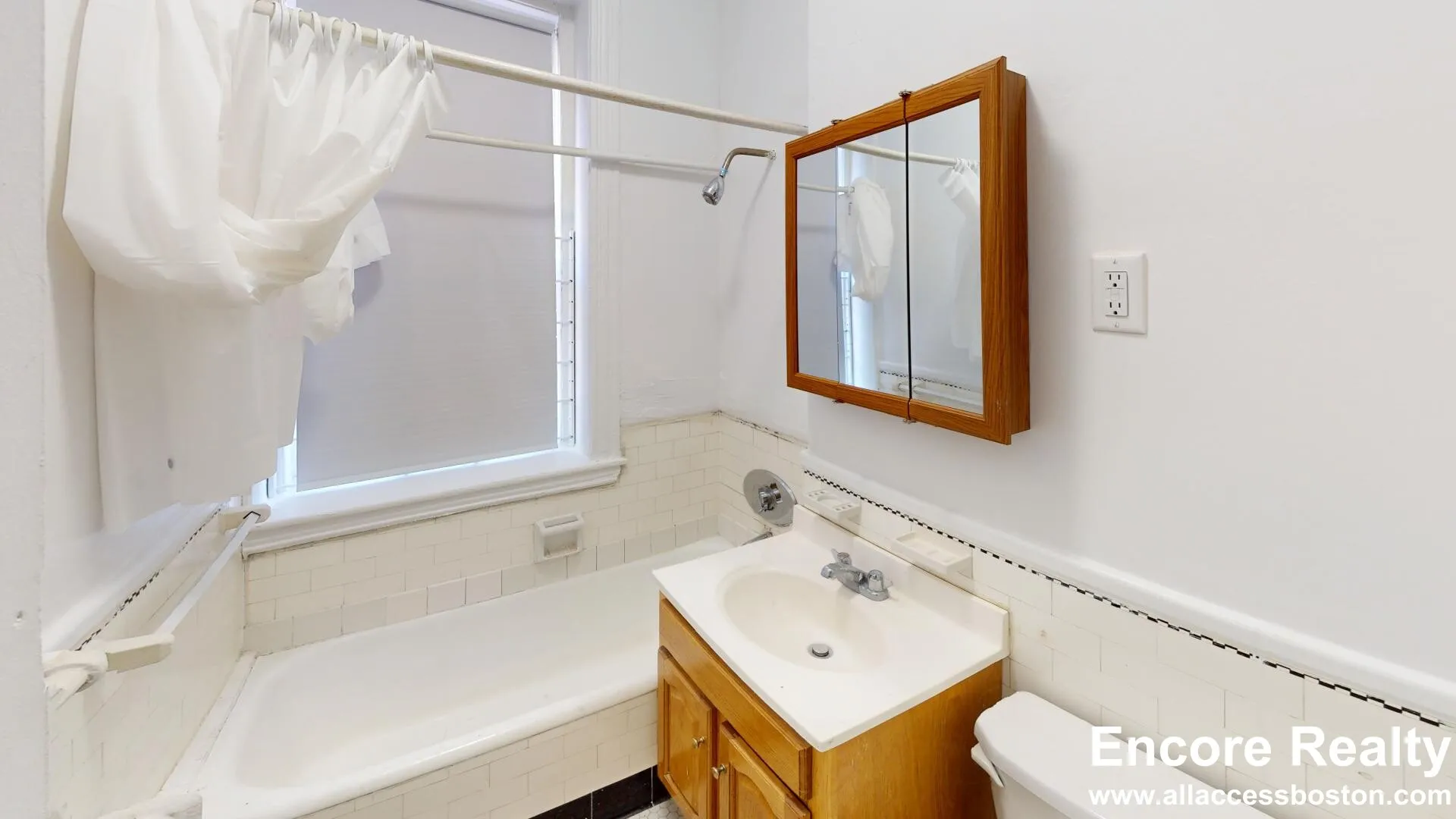 Studio bed, 1 bath apartment for rent at 116 Washington St Unit 4, Brighton — photo 6 of 9