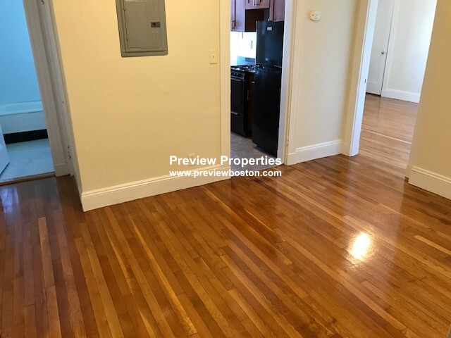Studio bed, 1 bath apartment for rent at 116 Washington St Unit 43P, Brighton — photo 1 of 9