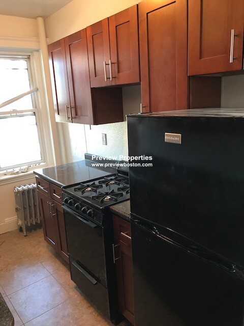 Studio bed, 1 bath apartment for rent at 116 Washington St Unit 43P, Brighton — photo 5 of 9