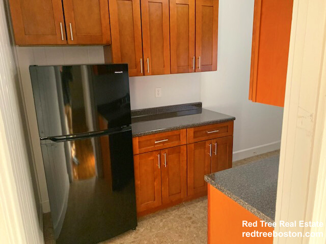Studio bed, 1 bath apartment for rent at 116 Washington St Unit 55, Brighton — photo 7 of 12