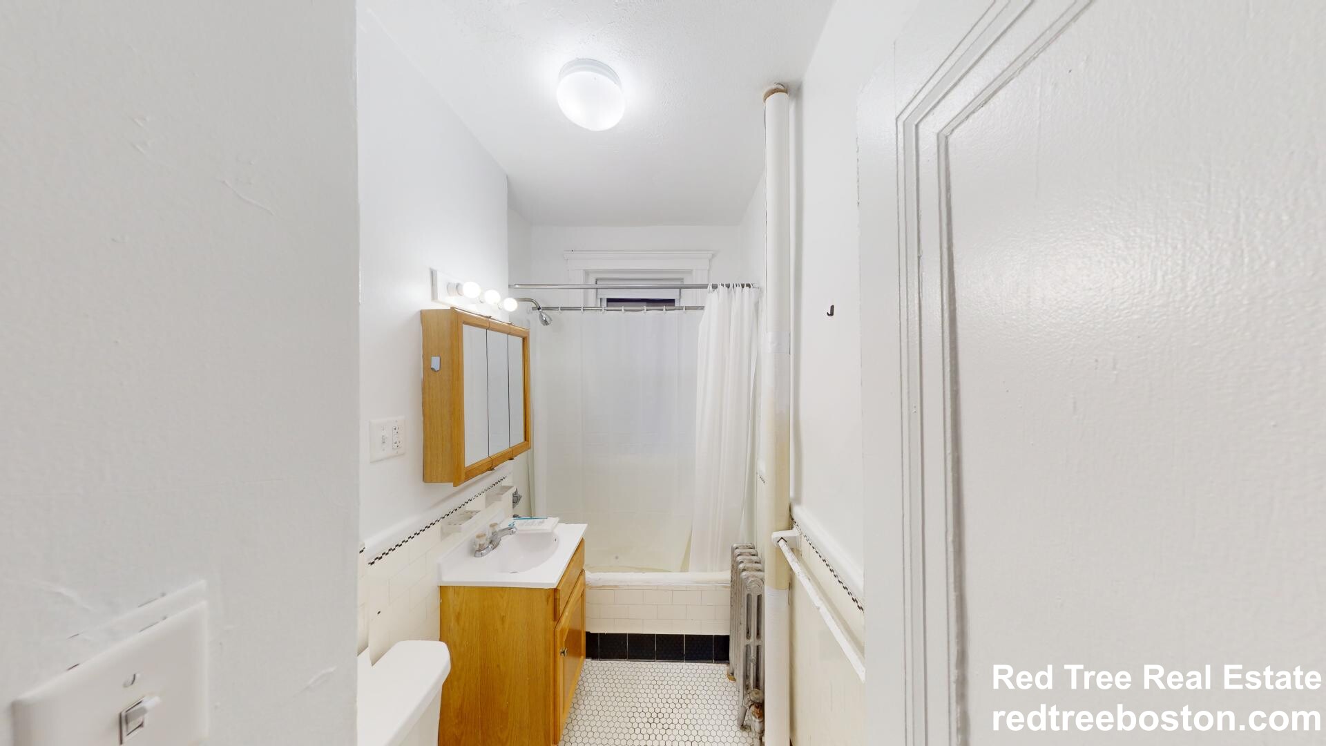 Studio bed, 1 bath apartment for rent at 116 Washington St Unit 55, Brighton — photo 2 of 12
