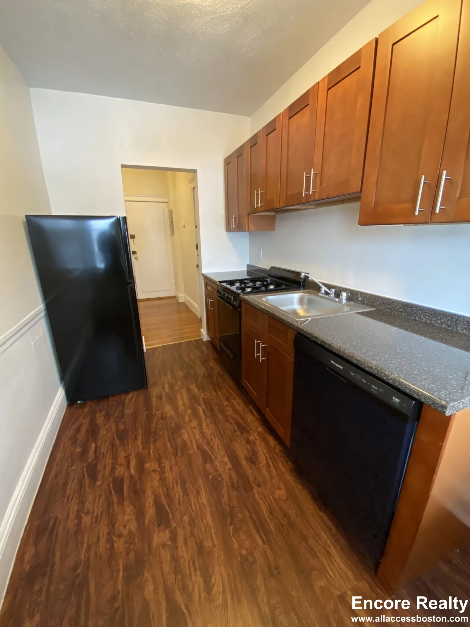 Studio bed, 1 bath apartment for rent at 116 Washington St Unit 57, Brighton — photo 1 of 4