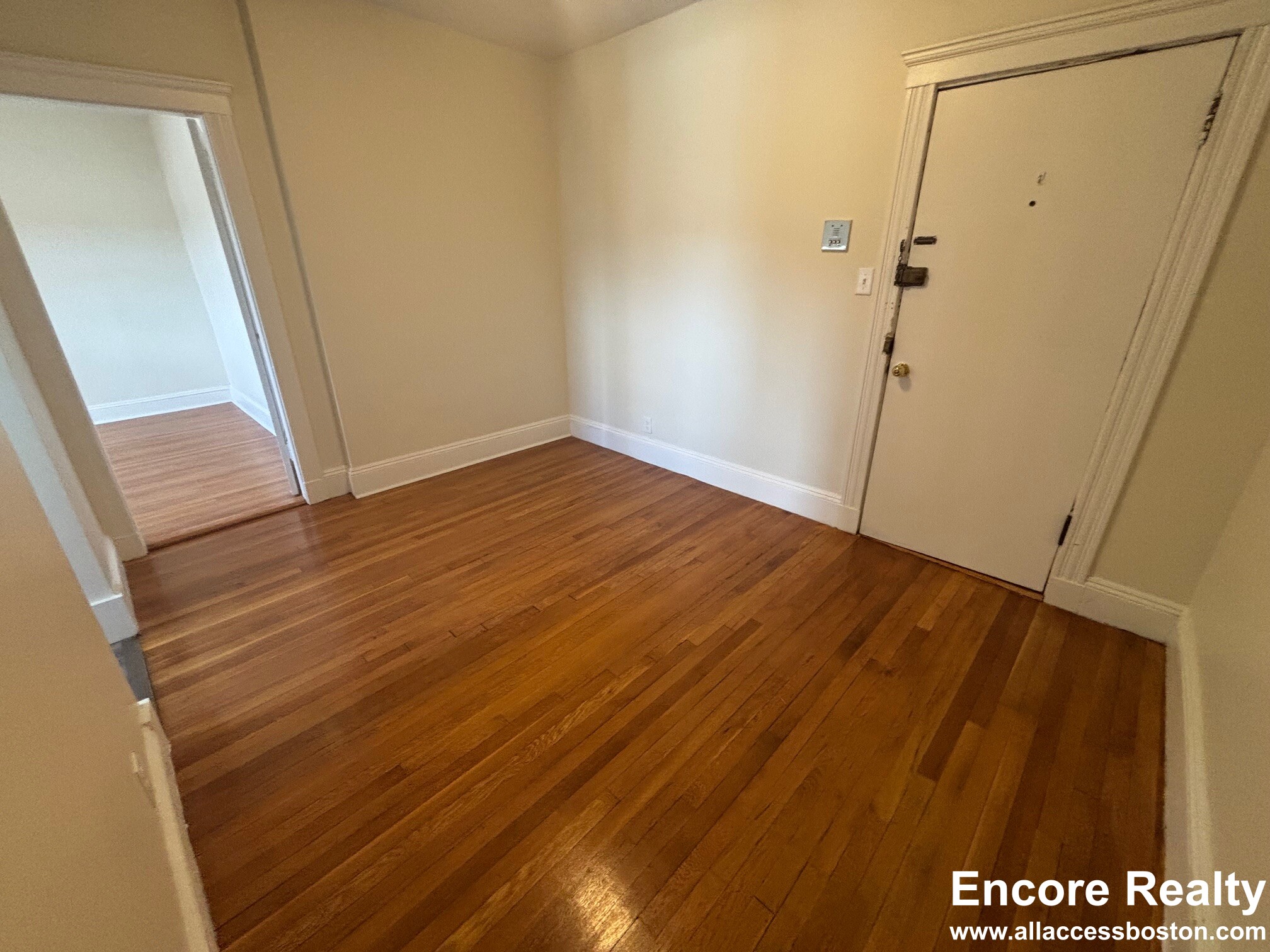 Studio bed, 1 bath apartment for rent at 116 Washington St Unit 63, Brighton — photo 7 of 8