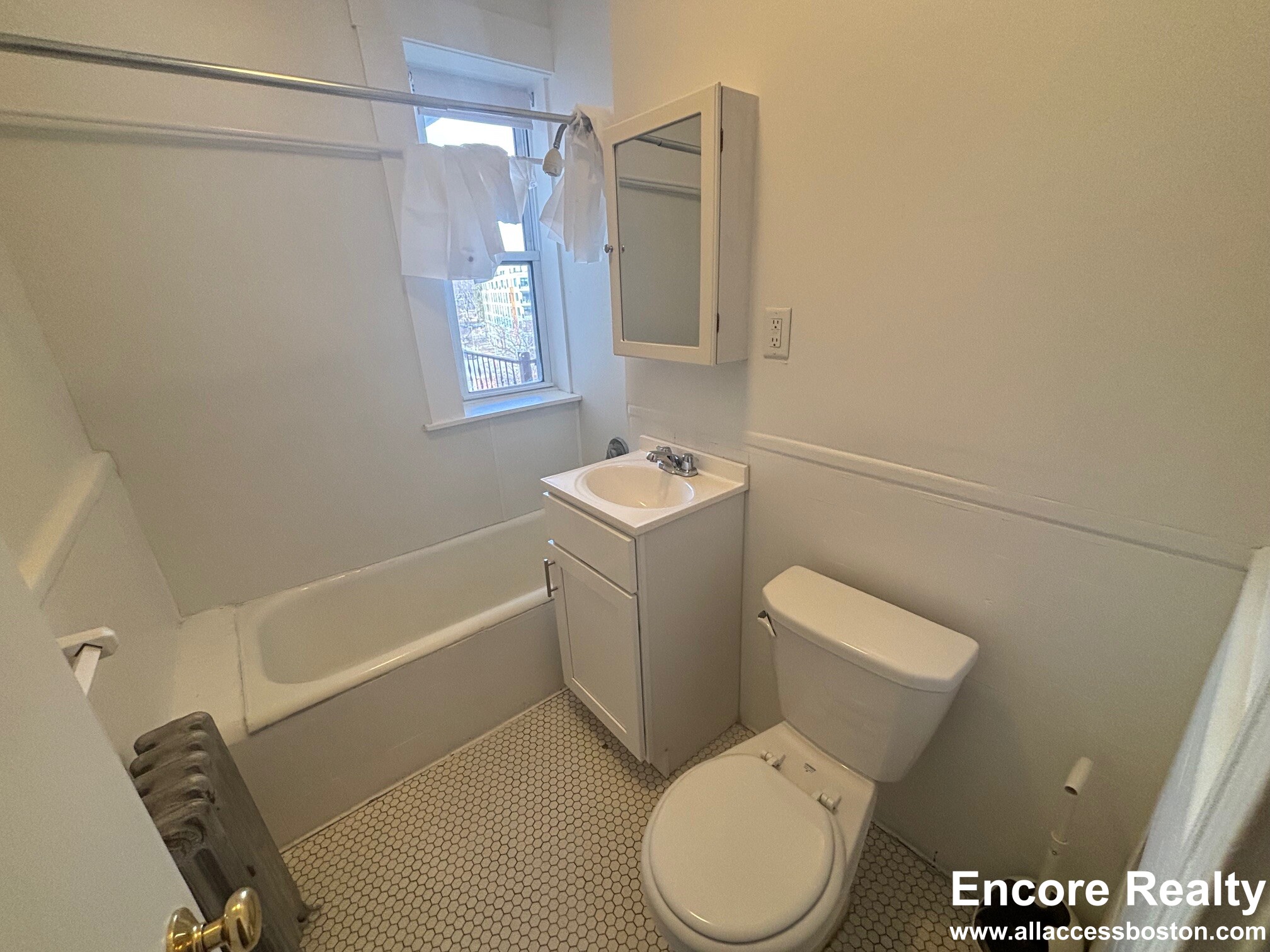 Studio bed, 1 bath apartment for rent at 116 Washington St Unit 63, Brighton — photo 8 of 8