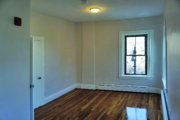 1 bed, 1 bath apartment for rent at 116 Willow St Unit 116-03, Wellington-Harrington — photo 9 of 12