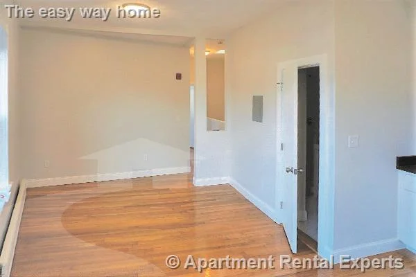 2 bed, 1 bath apartment for rent at 116 Willow St Unit 4, Inman Square — photo 5 of 8