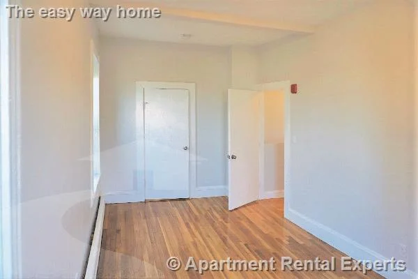 2 bed, 1 bath apartment for rent at 116 Willow St Unit 4, Inman Square — photo 3 of 8