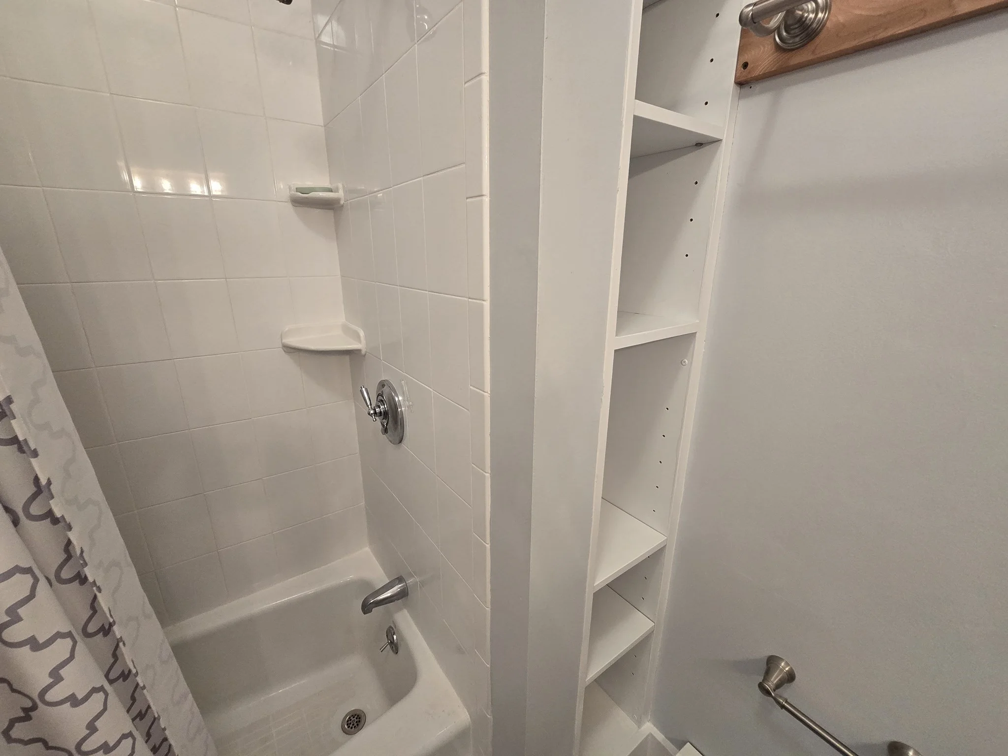 1 bed, 1 bath apartment for rent at 116 Winnisimmet St Unit 1, Chelsea — photo 20 of 29
