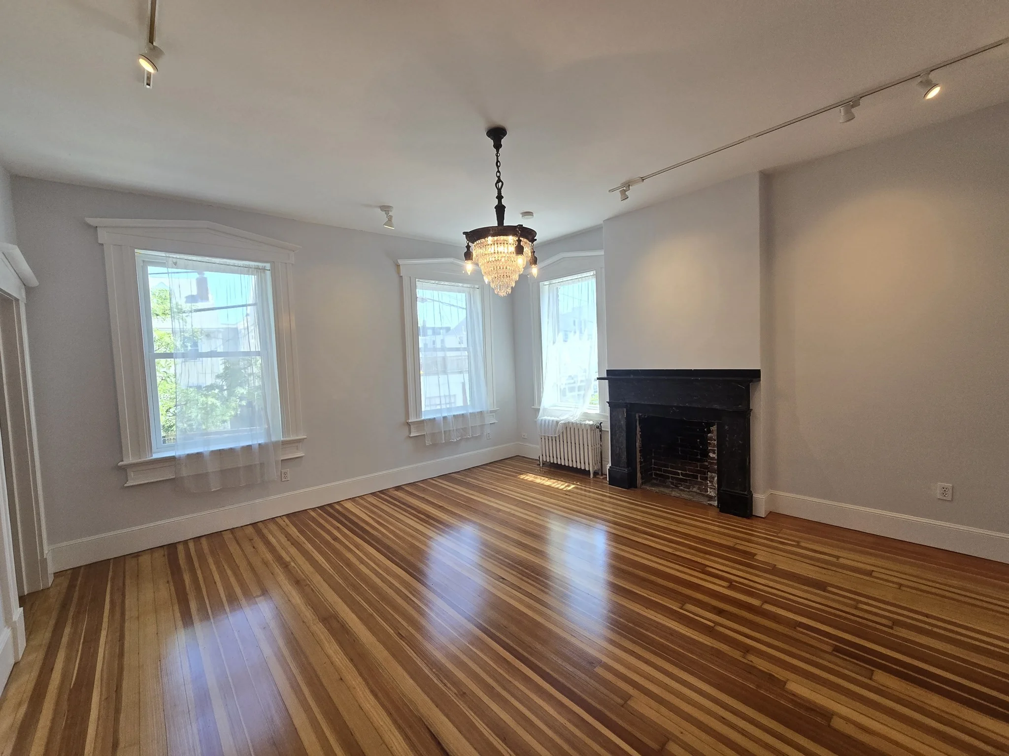 1 bed, 1 bath apartment for rent at 116 Winnisimmet St Unit 1, Chelsea — photo 23 of 29