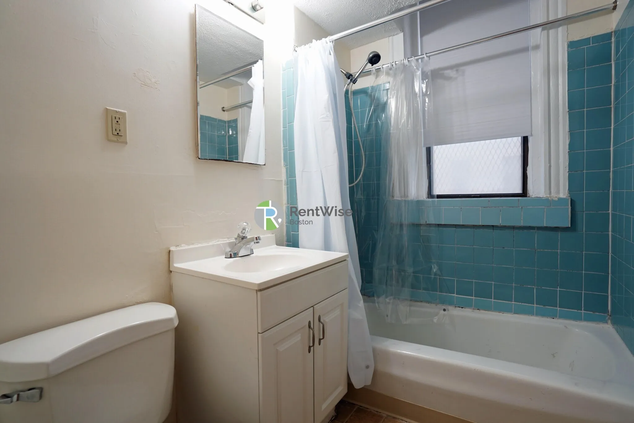 1 bed, 1 bath apartment for rent at 1160 Commonwealth Ave Unit 0C, Allston — photo 8 of 9