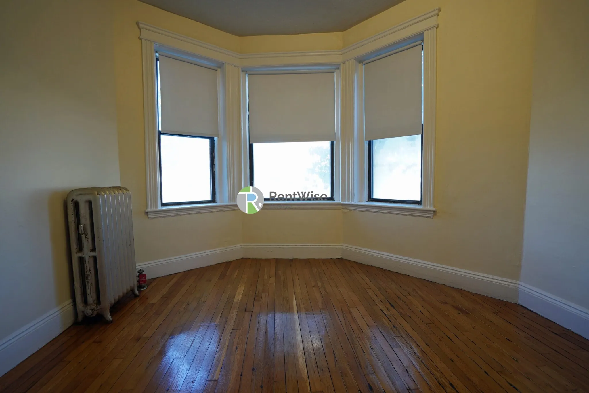 Studio bed, 1 bath apartment for rent at 1160 Commonwealth Ave Unit 12, Allston