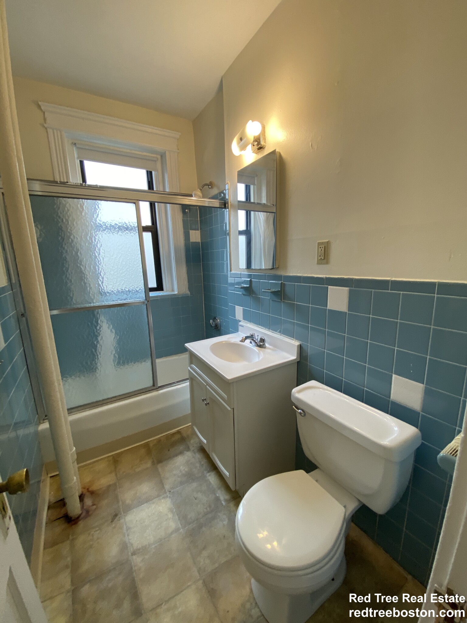 Studio bed, 1 bath apartment for rent at 1160 Commonwealth Ave Unit 15, Allston — photo 7 of 12