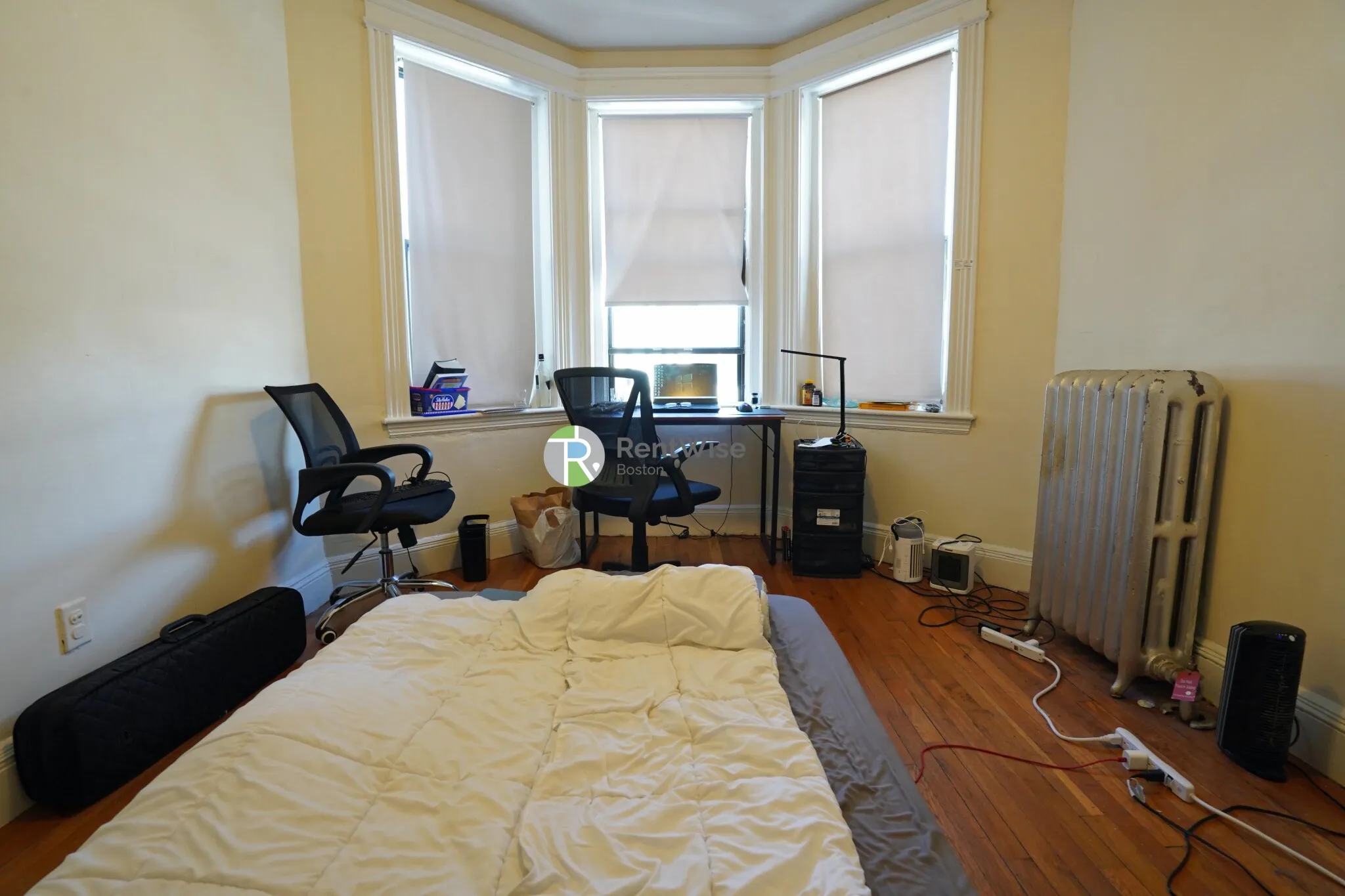 Studio bed, 1 bath apartment for rent at 1160 Commonwealth Ave Unit 45, Allston — photo 2 of 9