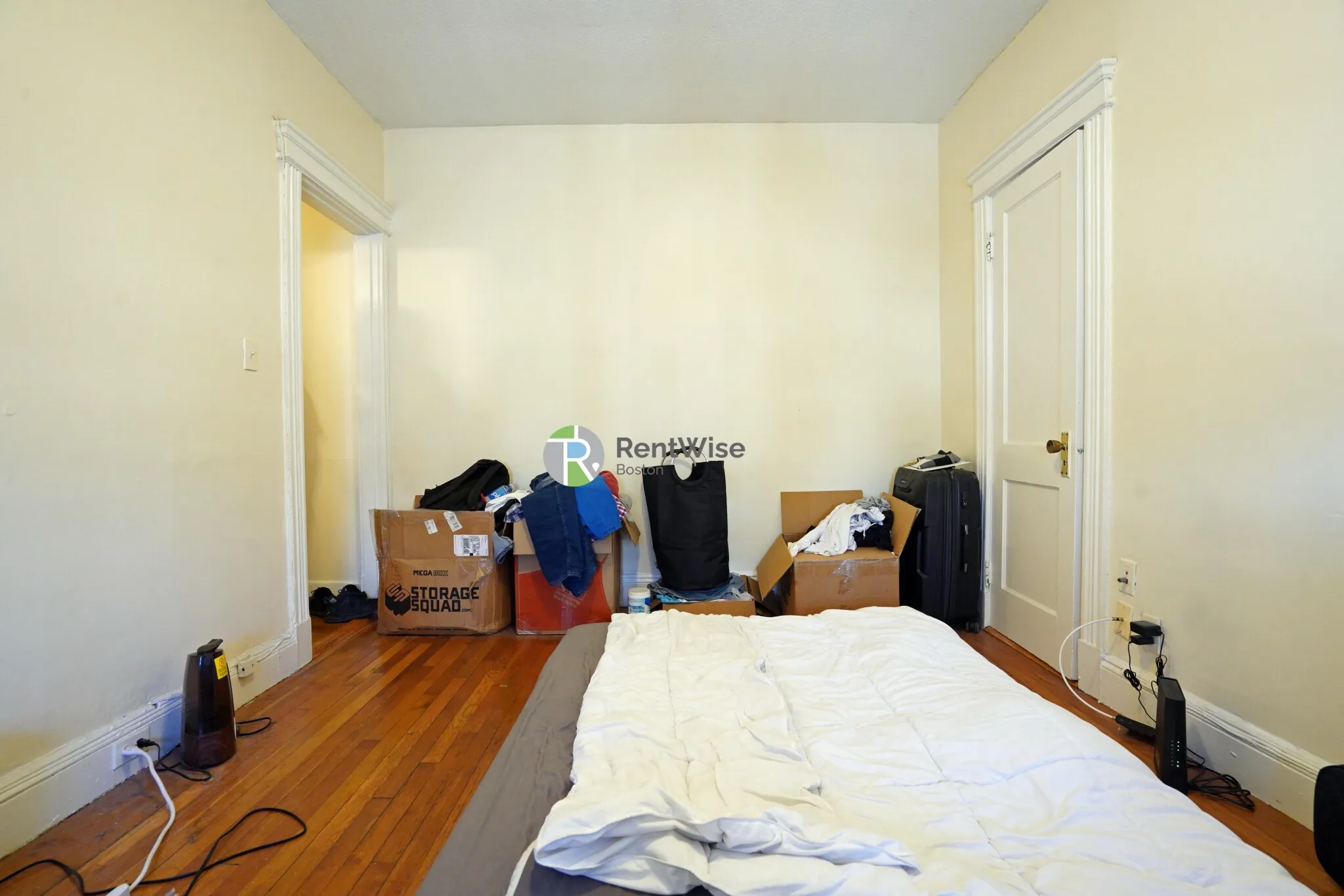 Studio bed, 1 bath apartment for rent at 1160 Commonwealth Ave Unit 45, Allston — photo 3 of 9