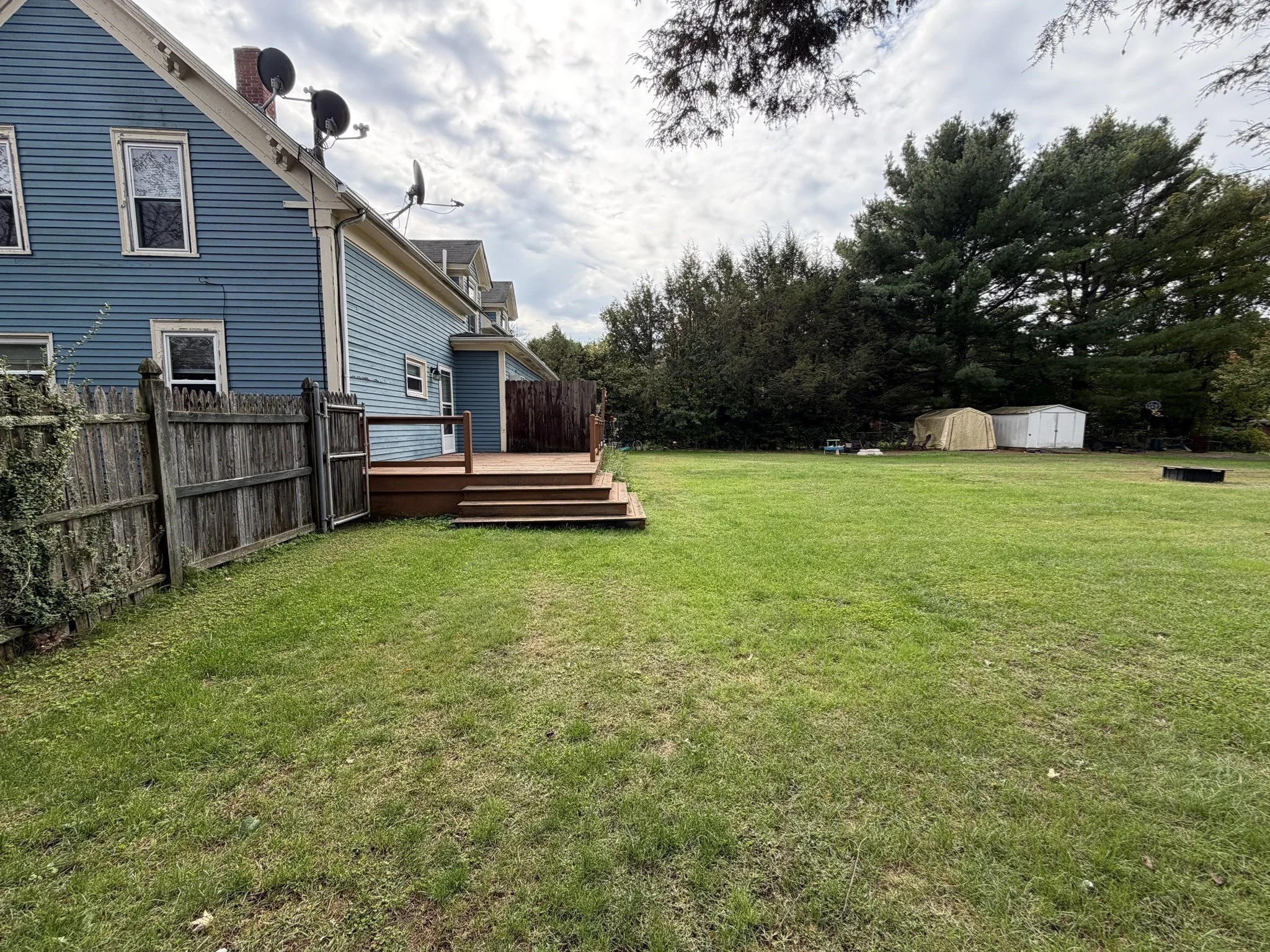 2 bed, 1 bath apartment for rent at 1161 Oakhill Ave Unit B, Attleboro — photo 18 of 19