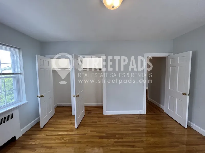 2 bed, 2 bath apartment for rent at 1163 Beacon St Unit 7, Longwood — photo 35 of 52