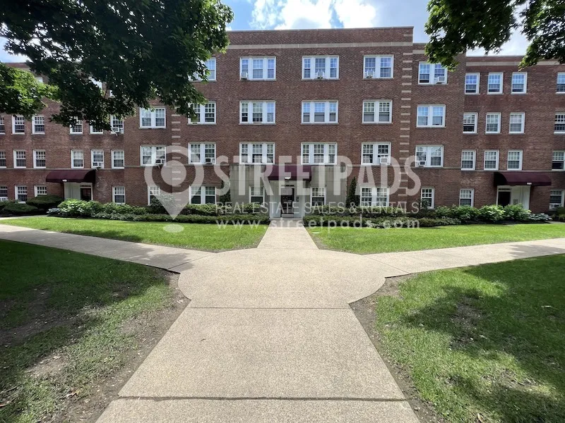 2 bed, 2 bath apartment for rent at 1163 Beacon St Unit 7, Longwood — photo 48 of 52