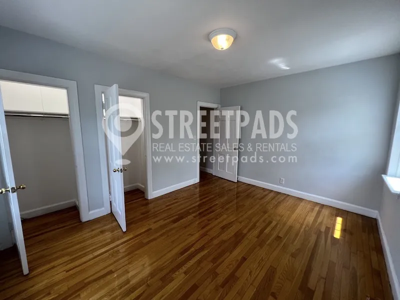 2 bed, 2 bath apartment for rent at 1163 Beacon St Unit 7, Longwood — photo 34 of 52