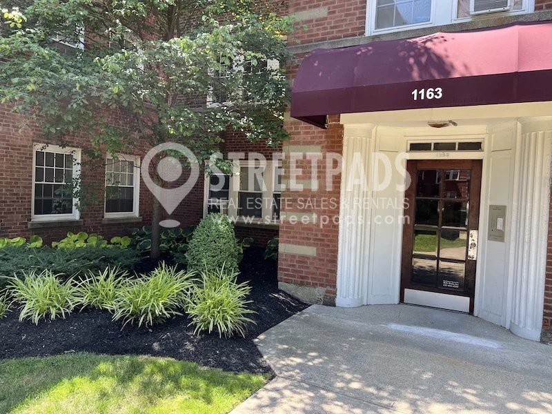 Studio bed, 1 bath apartment for rent at 1163 Beacon St Unit C2, Longwood — photo 17 of 17