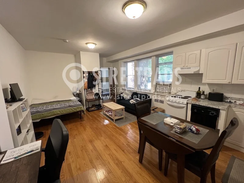Studio bed, 1 bath apartment for rent at 1163 Beacon St Unit C2, Longwood — photo 11 of 17