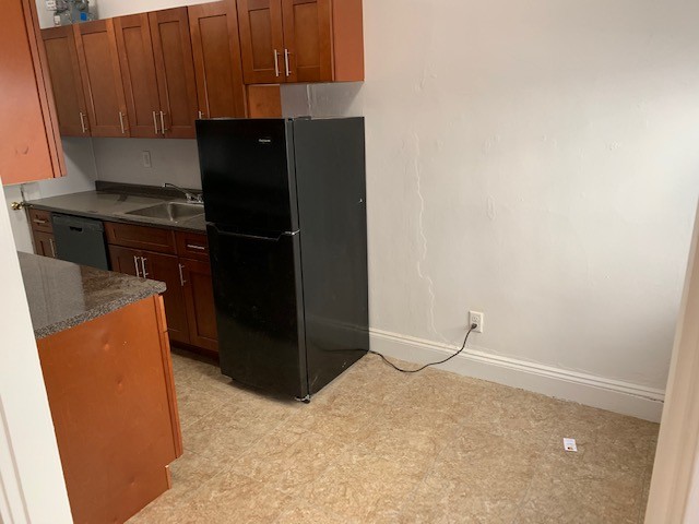 1 bed, 1 bath apartment for rent at 1163 Boylston St Unit 13, Fenway — photo 3 of 11