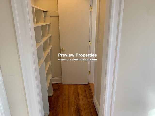 1 bed, 1 bath apartment for rent at 1163 Boylston St Unit 15P, Fenway — photo 2 of 11