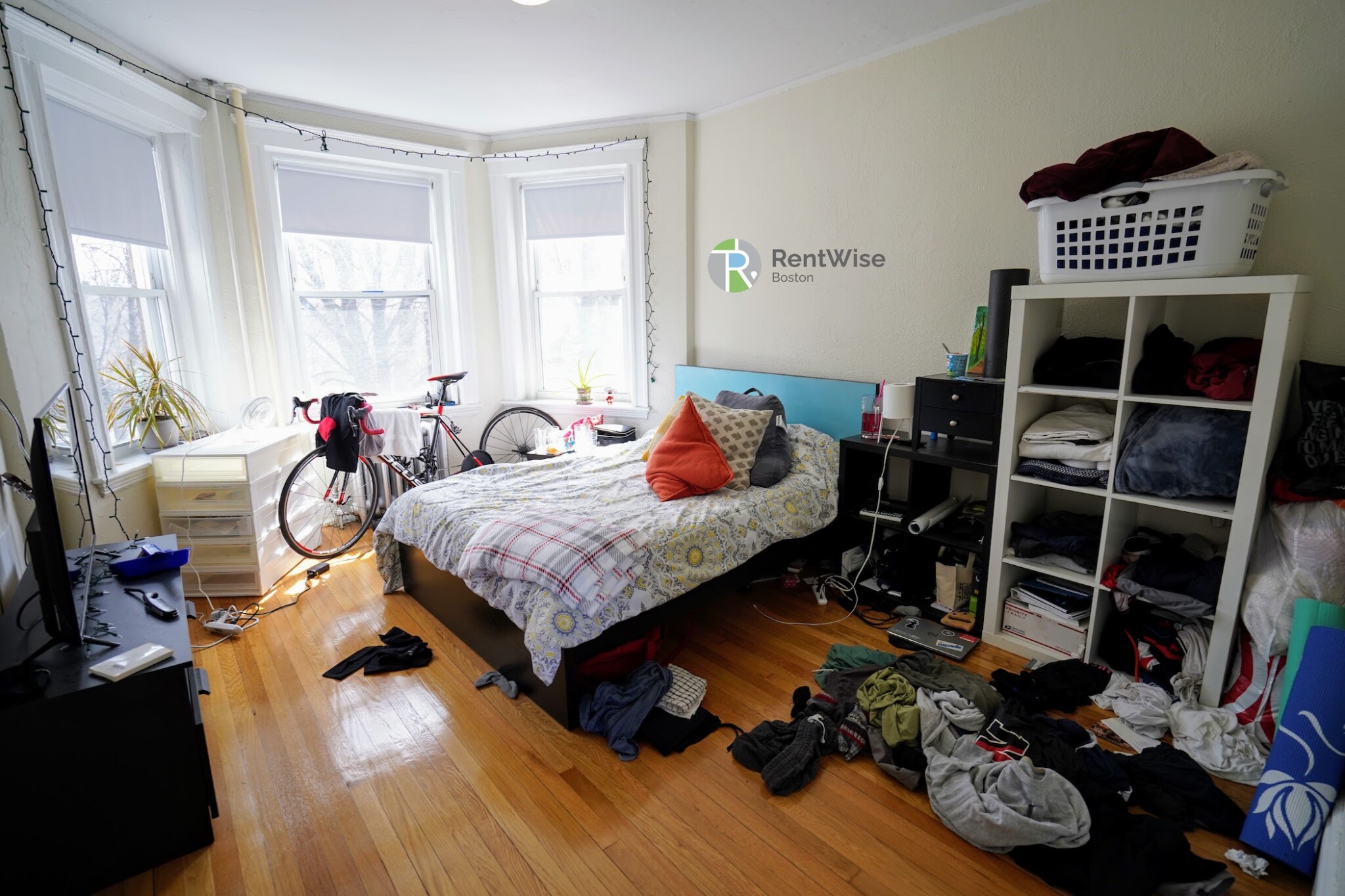 1 bed, 1 bath apartment for rent at 1163 Boylston St Unit 23-1, Fenway — photo 1 of 16