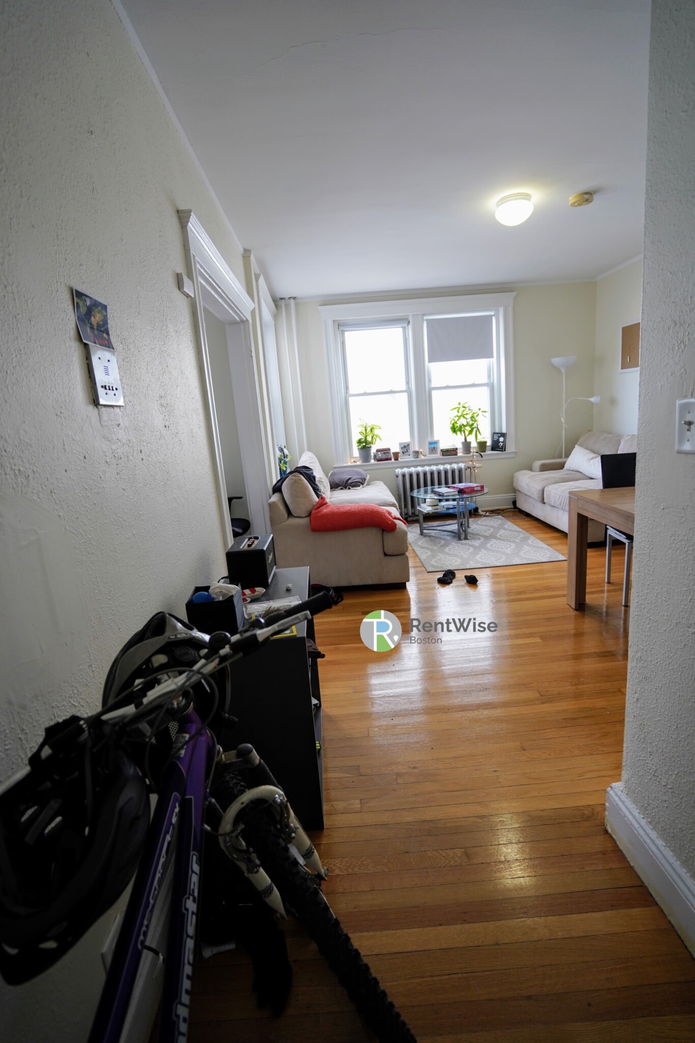 1 bed, 1 bath apartment for rent at 1163 Boylston St Unit 23-1, Fenway — photo 3 of 16