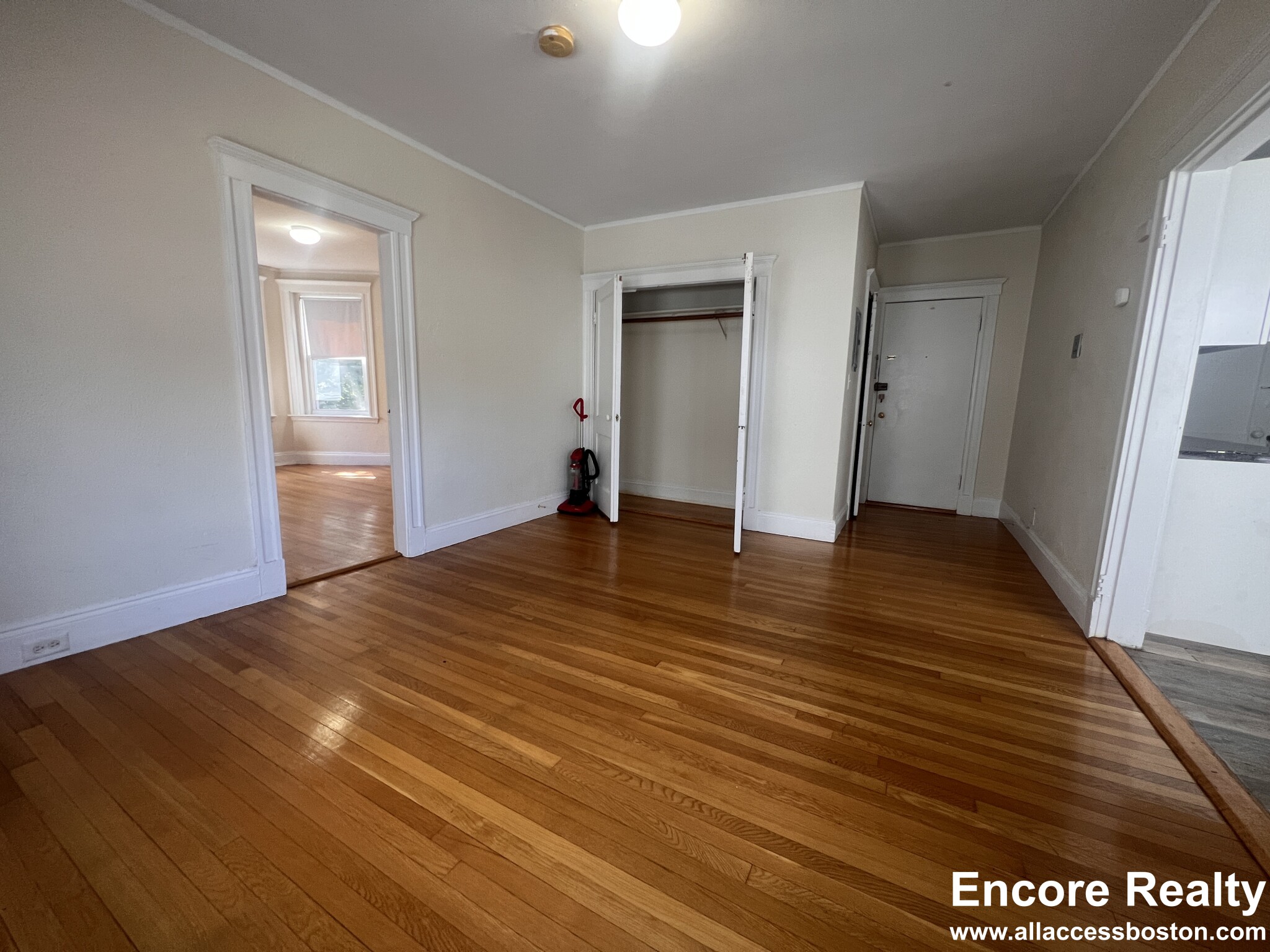 1 bed, 1 bath apartment for rent at 1163 Boylston St Unit 23M, Fenway — photo 7 of 10