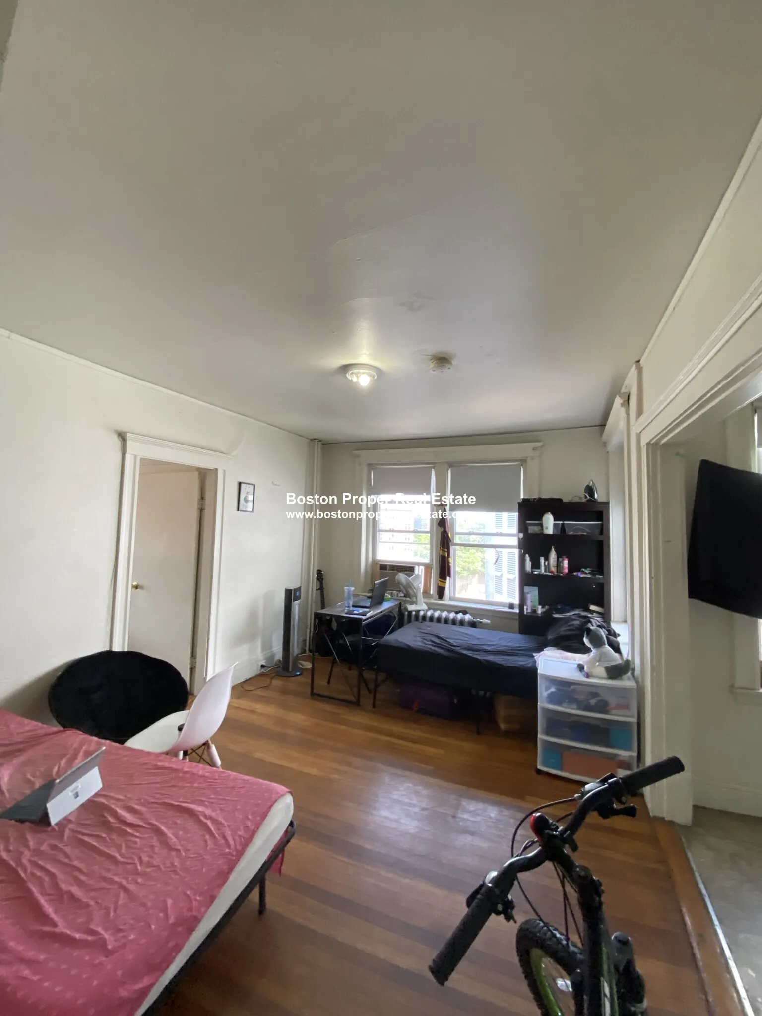 1 bed, 1 bath apartment for rent at 1163 Boylston St Unit 29a, Fenway — photo 2 of 4