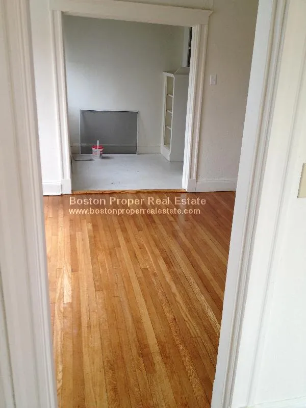 1 bed, 1 bath apartment for rent at 1163 Boylston St Unit 37, Fenway — photo 5 of 7