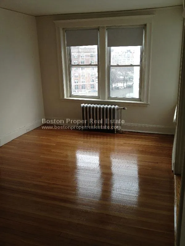 1 bed, 1 bath apartment for rent at 1163 Boylston St Unit 37, Fenway — photo 2 of 7
