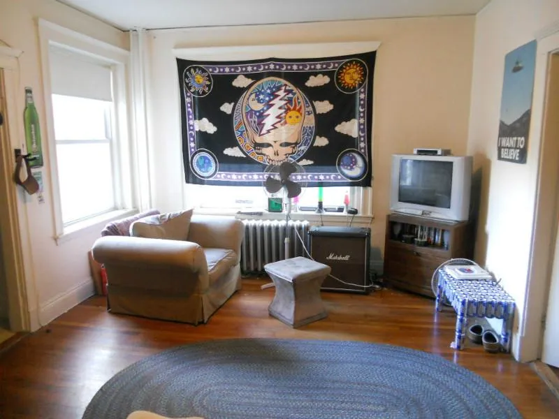 1 bed, 1 bath apartment for rent at 1163 Boylston St Unit 7, Fenway