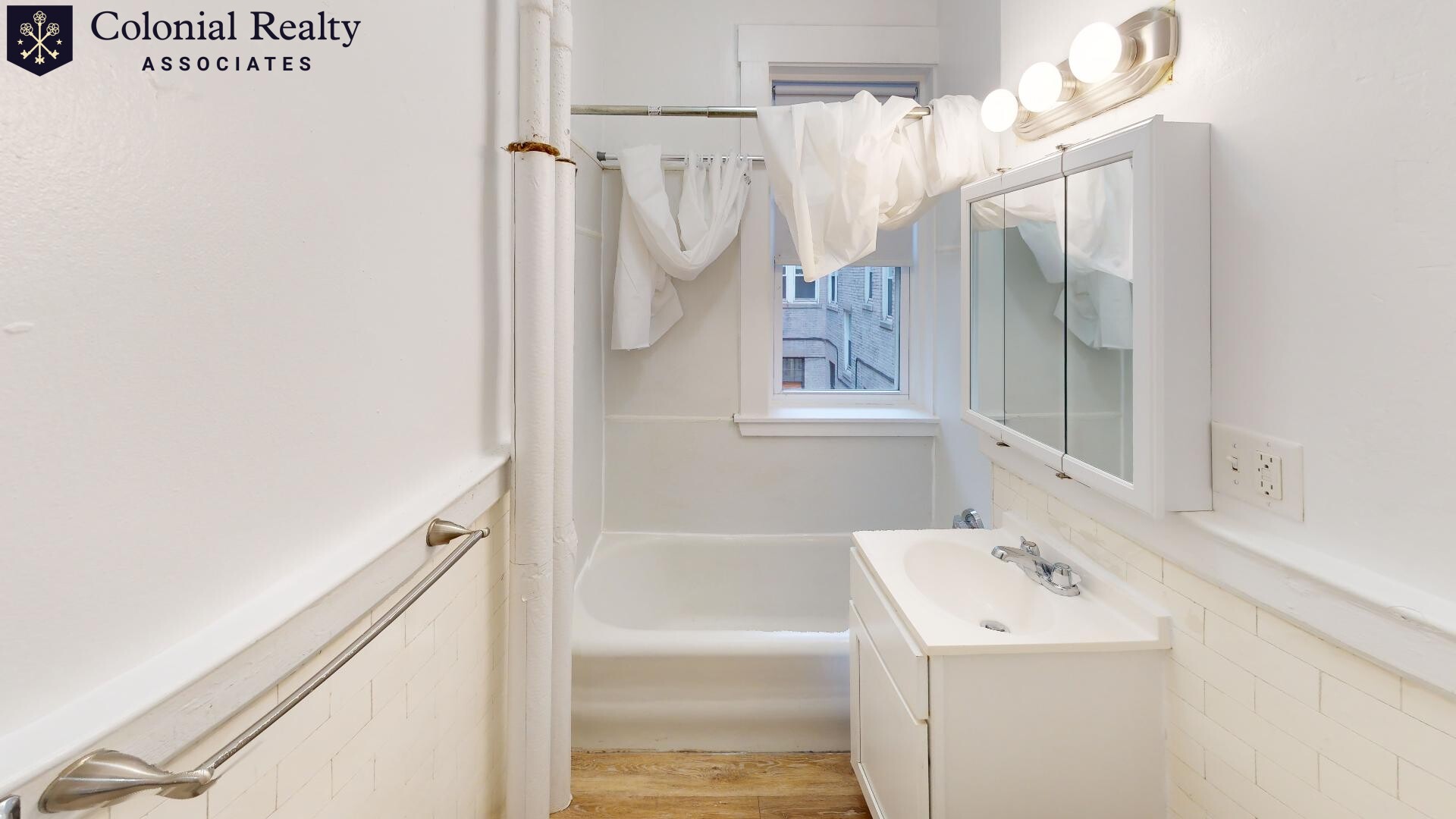 1 bed, 1 bath apartment for rent at 1165 Boylston St Unit 3, Fenway — photo 2 of 6
