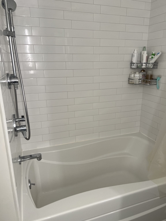 Studio bed, 1 bath apartment for rent at 1166 Washington St Unit 205, South End — photo 18 of 24