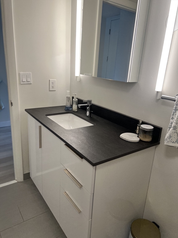 Studio bed, 1 bath apartment for rent at 1166 Washington St Unit 205, South End — photo 17 of 24