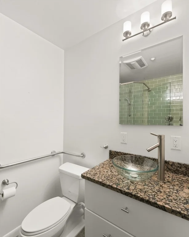 2 bed, 2 bath apartment for rent at 1166 Washington St Unit 303, South End — photo 16 of 33
