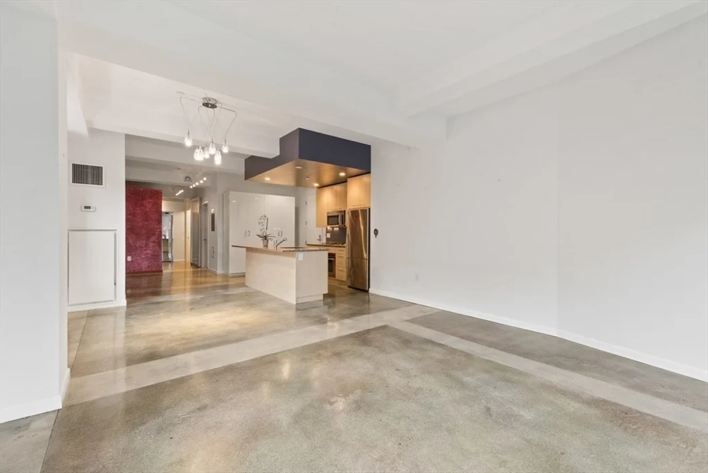 2 bed, 2 bath apartment for rent at 1166 Washington St Unit 303, South End — photo 8 of 33