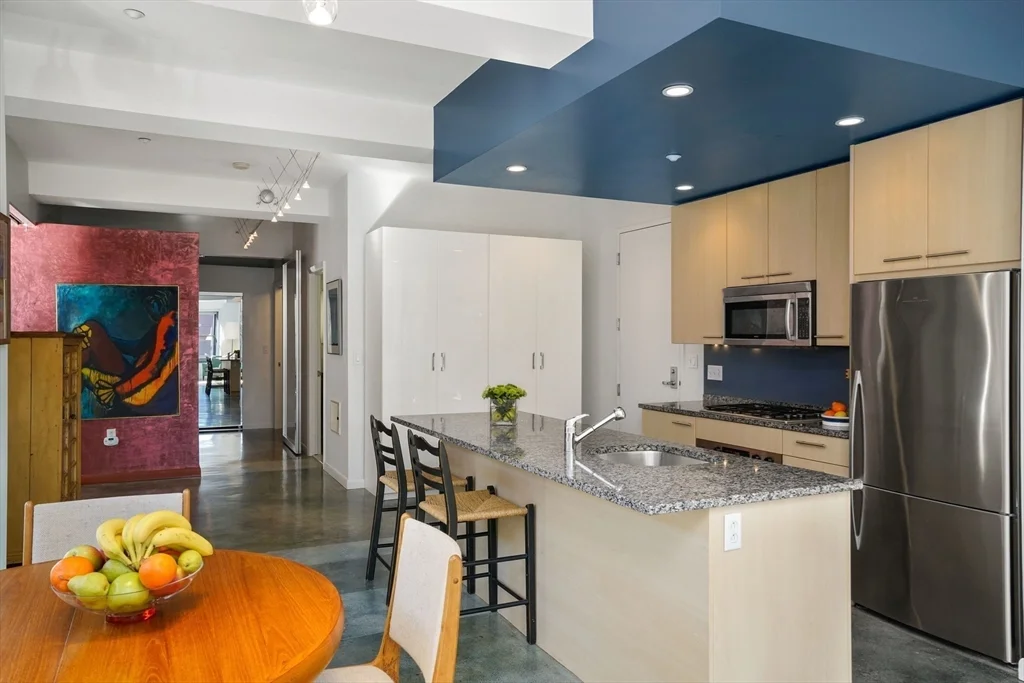 2 bed, 2 bath apartment for rent at 1166 Washington St Unit 303, South End — photo 11 of 33