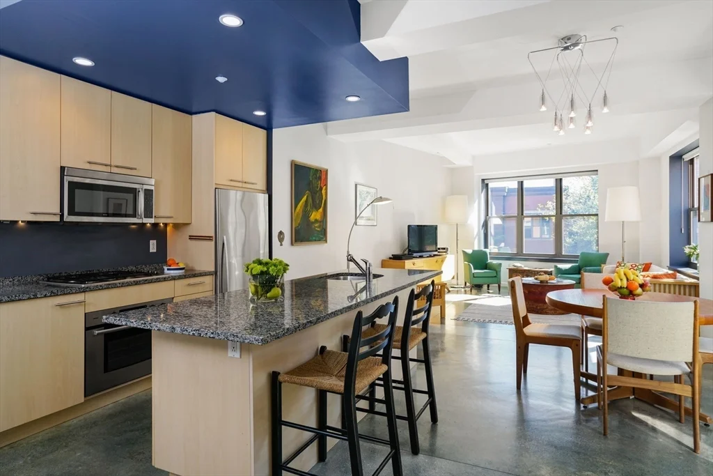 2 bed, 2 bath apartment for rent at 1166 Washington St Unit 303, South End — photo 9 of 33