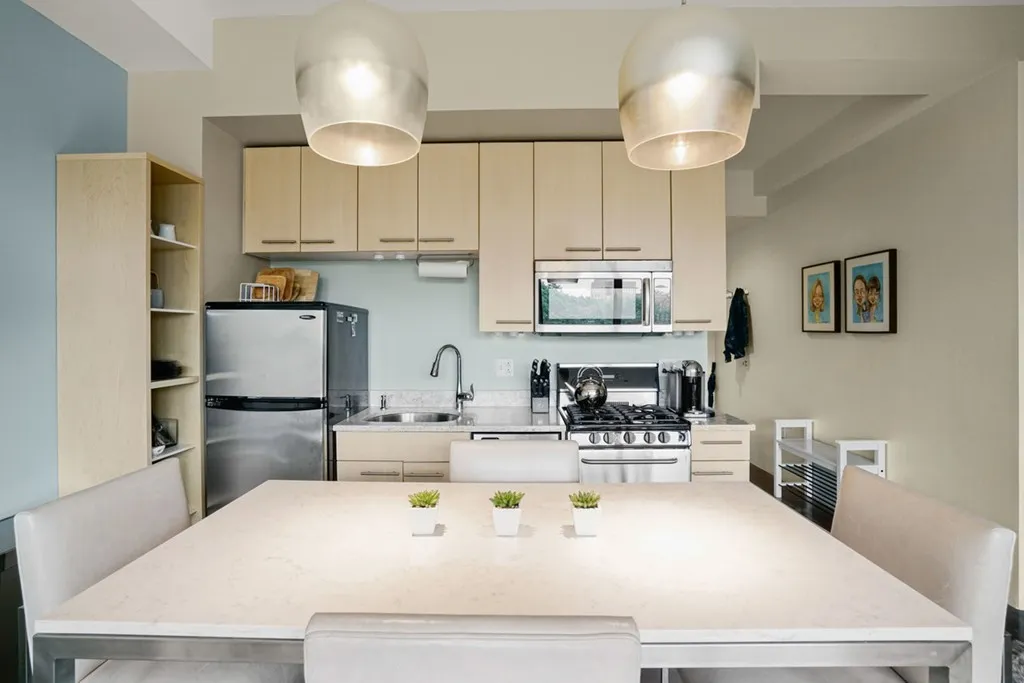 Studio bed, 1 bath apartment for rent at 1166 Washington St Unit 305, South End — photo 8 of 10