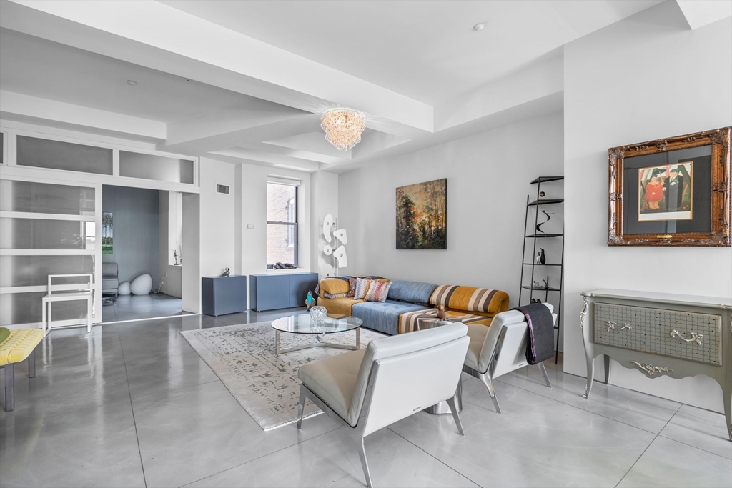 2 bed, 2 bath apartment for rent at 1166 Washington St Unit 501/502, South End — photo 3 of 30