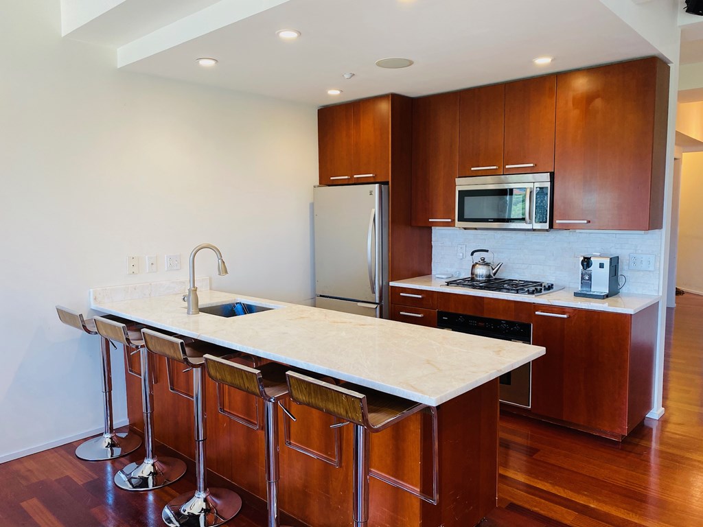 2 bed, 2 bath apartment for rent at 1166 Washington St Unit 604, South End — photo 3 of 18