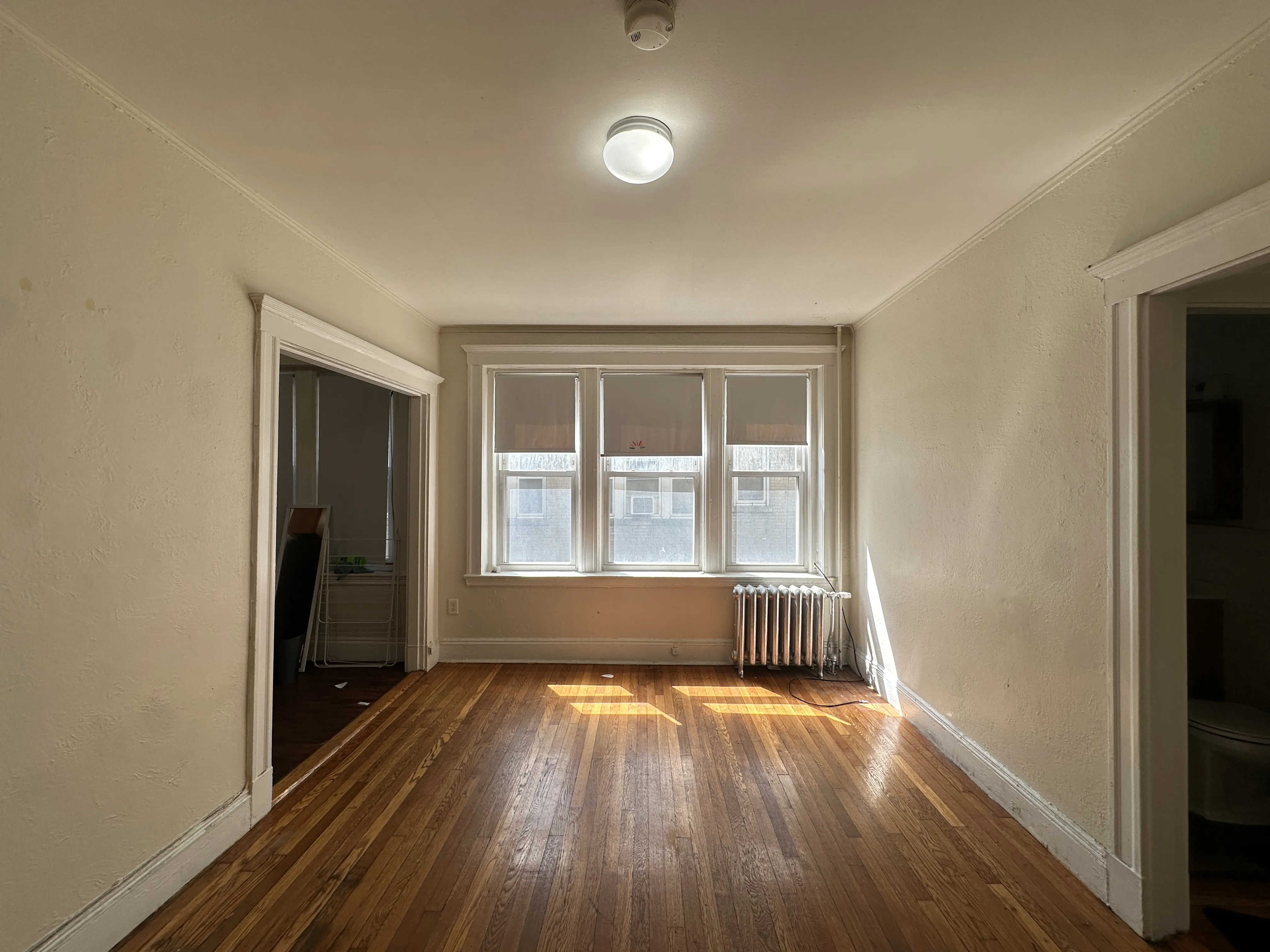 1 bed, 1 bath apartment for rent at 1167 Boylston St Unit 14-1, Fenway — photo 1 of 12