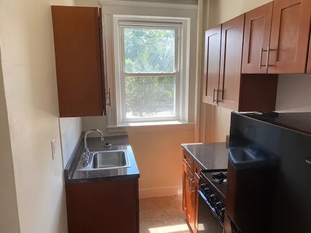 Studio bed, 1 bath apartment for rent at 1167 Boylston St Unit 16, Fenway — photo 7 of 11