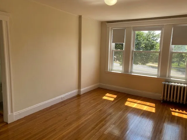 Studio bed, 1 bath apartment for rent at 1167 Boylston St Unit 16, Fenway — photo 4 of 11