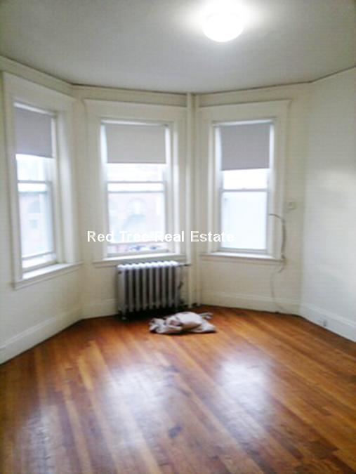 1 bed, 1 bath apartment for rent at 1167 Boylston St Unit 30, Fenway — photo 1 of 9