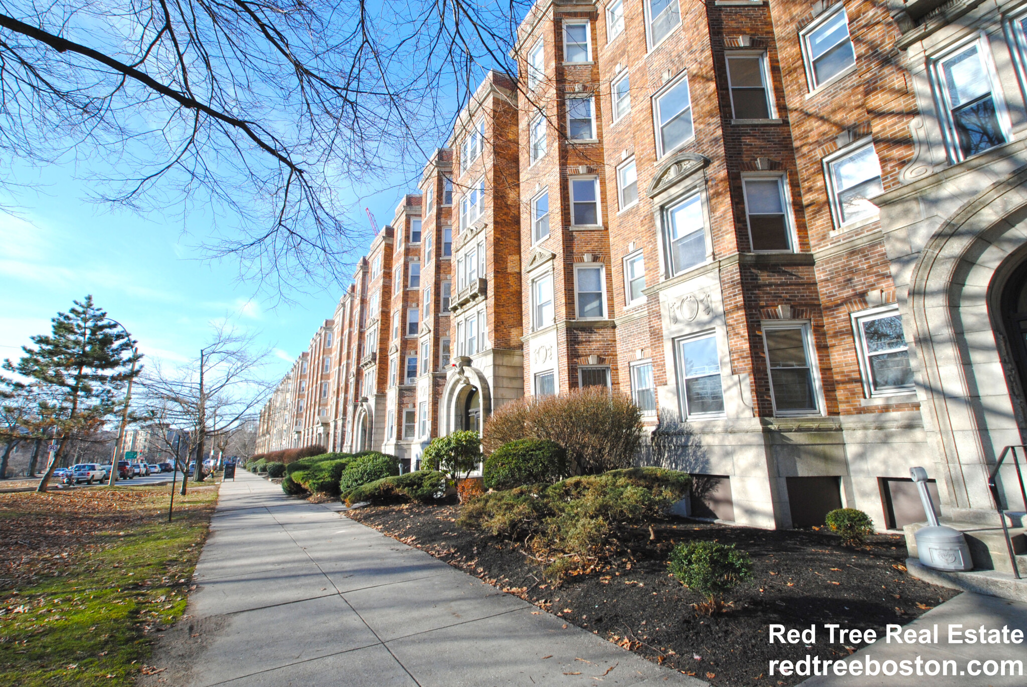 Studio bed, 1 bath apartment for rent at 1167 Boylston St Unit 34, Fenway — photo 1 of 6