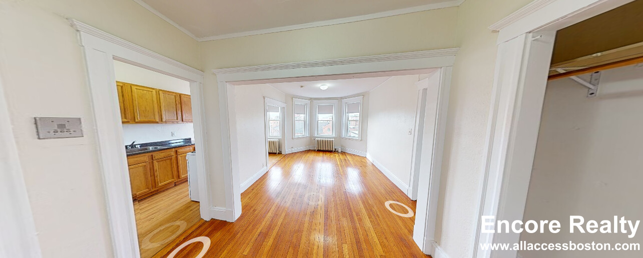 Studio bed, 1 bath apartment for rent at 1167 Boylston St Unit 36, Fenway — photo 2 of 5